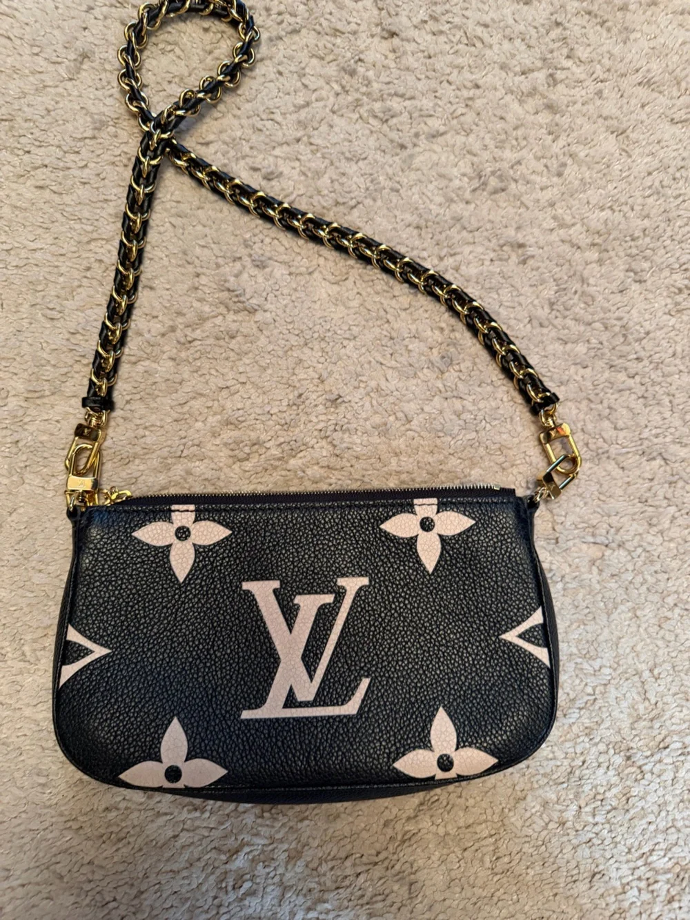 Louis Vuitton Black and Pink Monogram Chain Crossbody Pochette